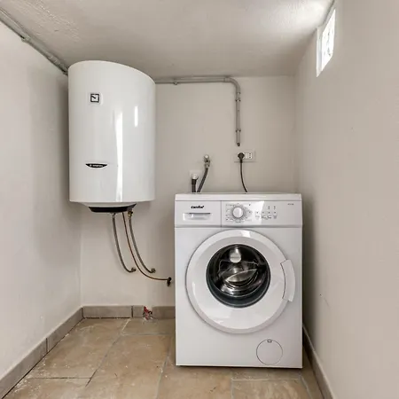 Lejlighed Bilocale Con Vasca Idromassaggio