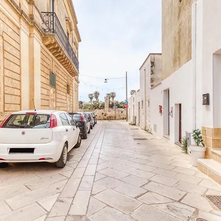 Bilocale Con Vasca Idromassaggio Daire Presicce