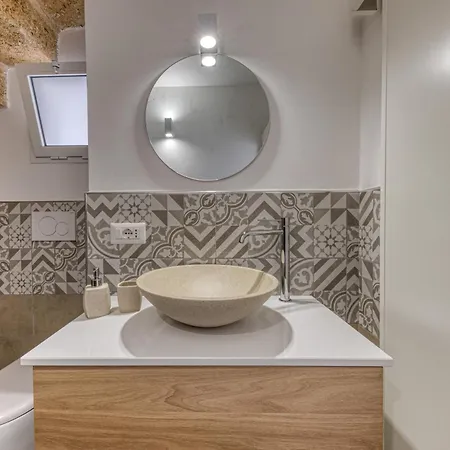 Monolocale Con Vasca Idromassaggio Vakantiehuis