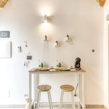 Monolocale Con Vasca Idromassaggio Vakantiehuis *